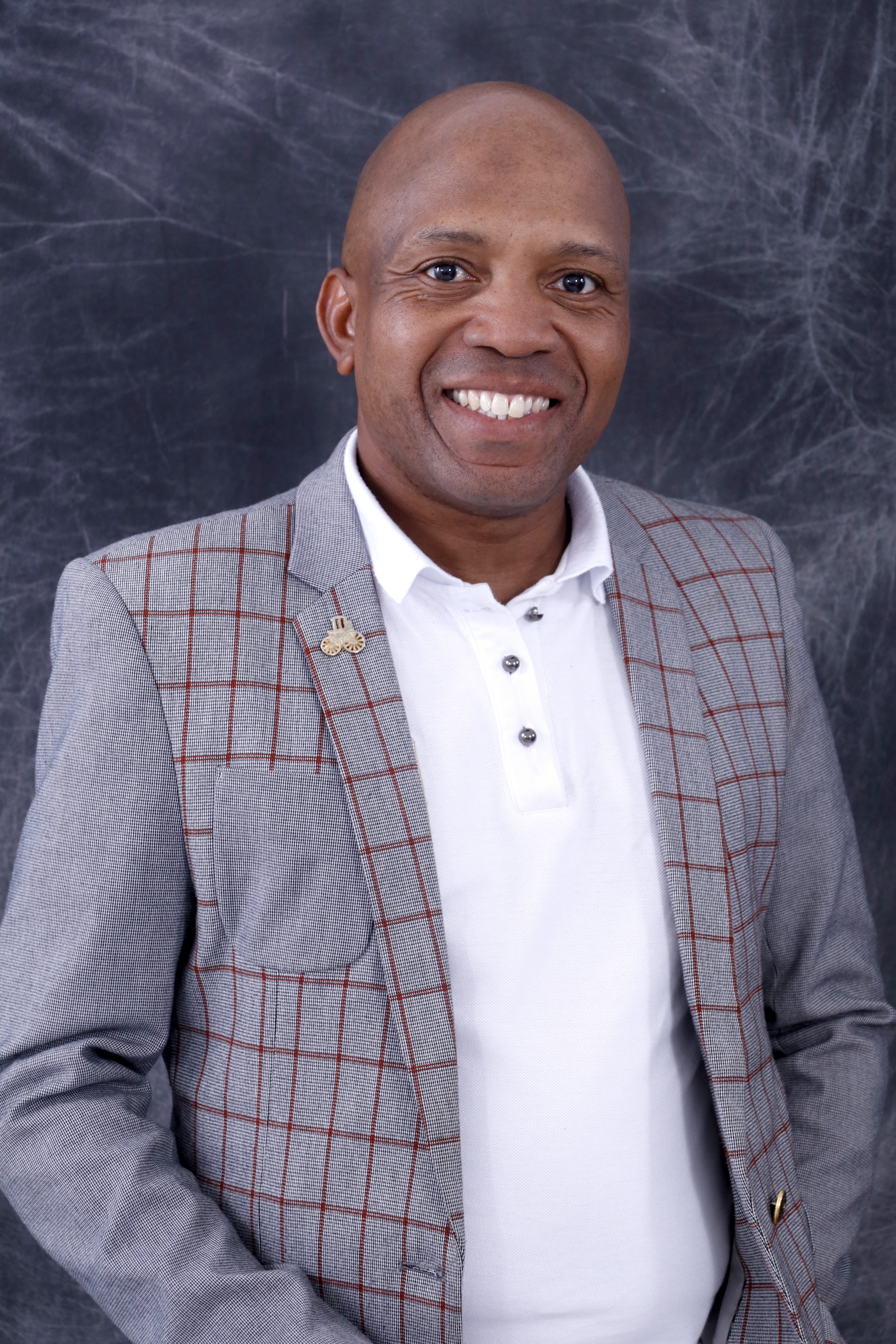 mpho (half).JPG